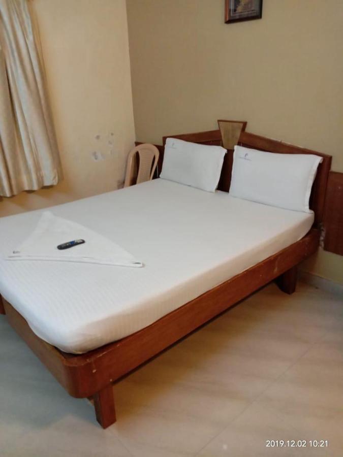 Hôtel Central Residency à Chennai Extérieur photo
